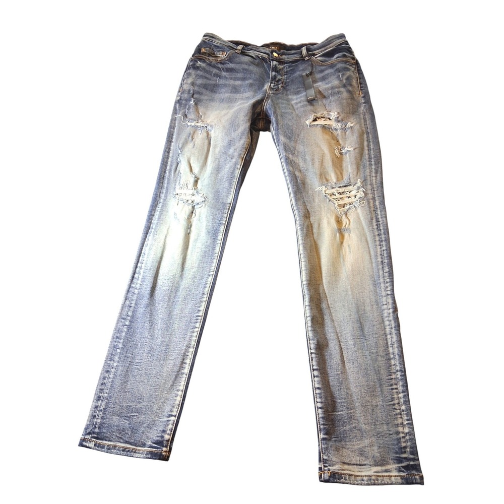 Amiri Distressed Denim Jeans Light Blue Wash Ripped Graphic Patch Men 32x31